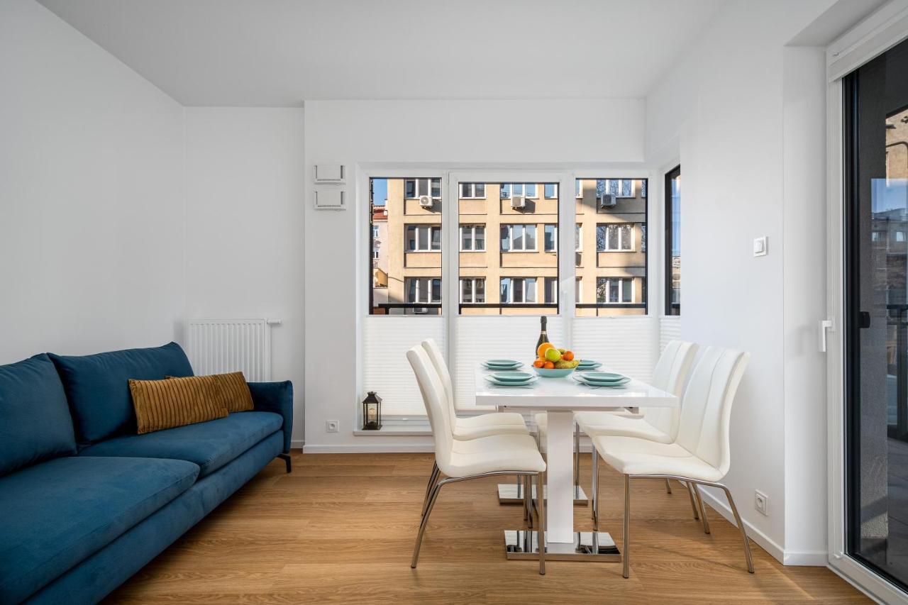 Warsaw Apartments Okrzei 12 Street Екстериор снимка